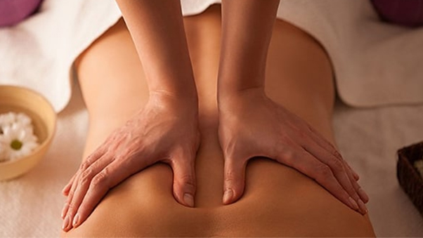 Massage lưng body