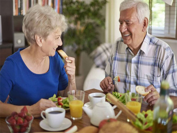 [TOP] 9 thực phẩm bổ sung dinh dưỡng cho người già sống khỏe
