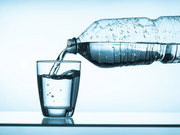Uống đủ nước trong ngày