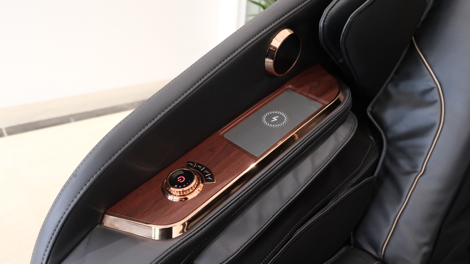 Ghế massage cao cấp Oreni OR-750plus