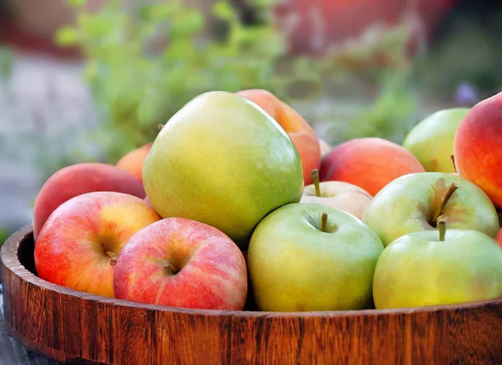 Lưu ý ăn táo đúng cách không lo tăng cân