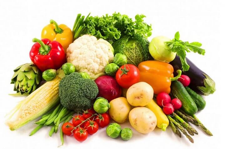 Rau củ chứa ít calo và chất béo, giàu chất xơ vì vậy ăn nhiều rau xanh buổi tối giảm cân hiệu quả