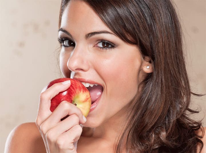 Bạn nên duy trì thói quen ăn táo giảm cân mỗi ngày sẽ tốt cho sức khỏe