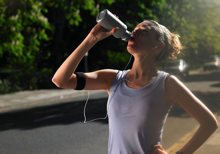Nên uống nước đầy đủ trước - trong và sau khi chạy bộ