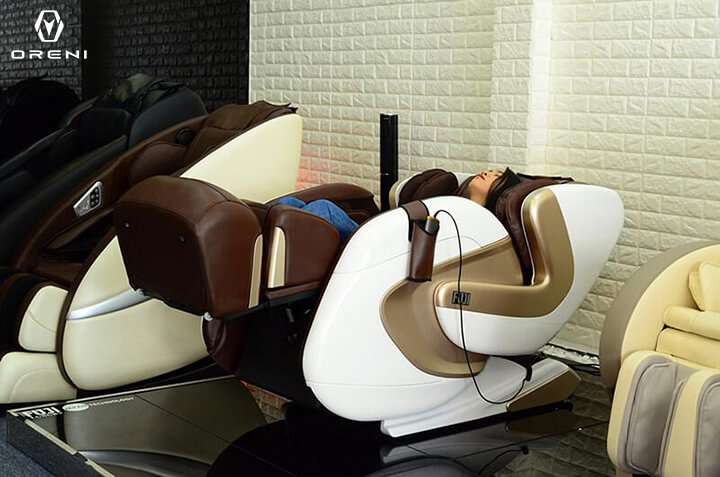 Ghế massage Fuji có phân khúc giá khá rộng, giúp khách hàng rễ chọn lựa