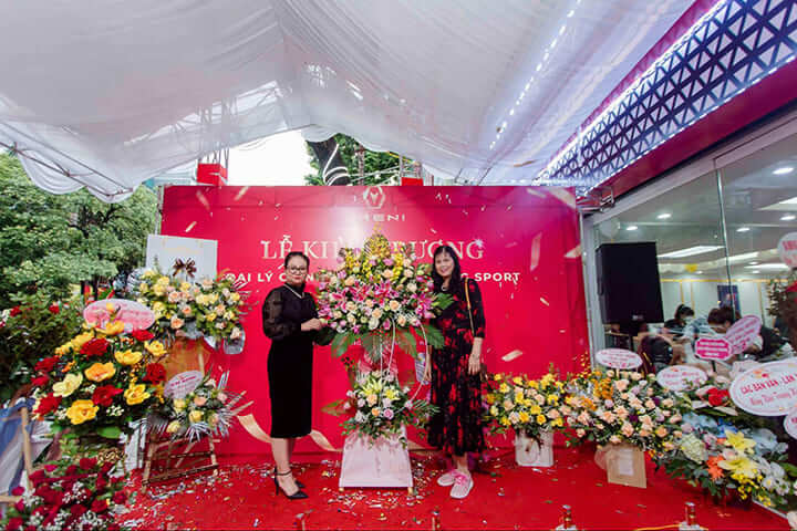 Một số hình ảnh ấn tượng tại buổi lễ khai trương showroom Oreni Tuyên Quang