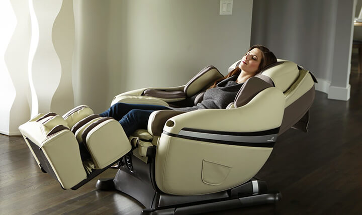 Ghế massage thanh lý có mức giá rẻ hơn so với ghế massage mới