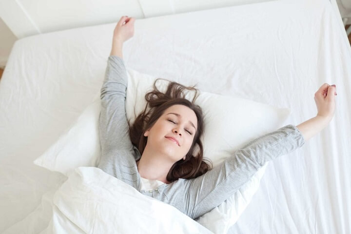 Ngủ đủ giấc là yếu tố giúp bạn giảm cân thành công.