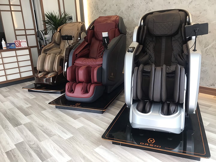 Showroom Oreni Đống Đa trưng bày nhiều mẫu ghế massage cao cấp, công nghệ Nhật Bản