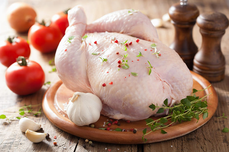Thịt gà bao nhiêu calo? Ăn nhiều thịt gà có béo không?