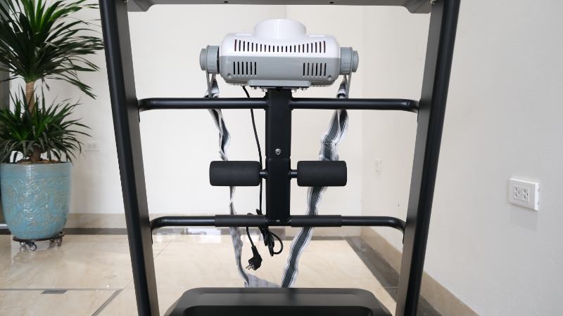Đầu rung massage của máy chạy hỗ trợ giảm mỡ bụng hiệu quả