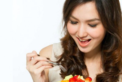 Sau khi ăn xong nên làm gì để bụng không to, tránh béo bụng?