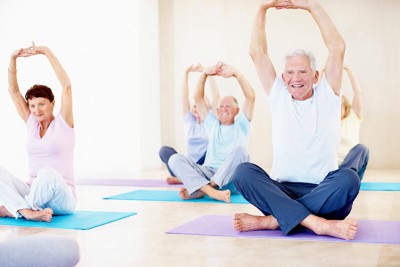 Top 12 bài tập Yoga cho người cao tuổi dẻo dai, sống thọ hơn