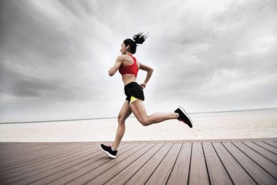 8 bài tập bổ trợ cho chạy 100m giúp chạy nhanh hiệu quả hơn