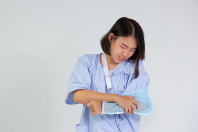 Chia sẻ bí quyết: Cách giảm đau nhức cánh tay dễ dàng tại nhà