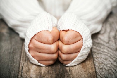 Cách khắc phục triệu chứng chân tay lạnh vào mùa đông