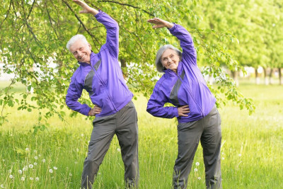7 bài tập thể dục cho người lớn tuổi tăng sức khỏe, dẻo dai